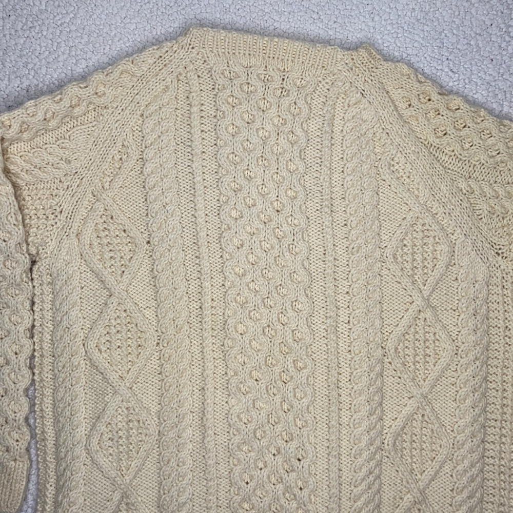 Vintage Killarney Aran Handknit Cable Knit Fisherman Sweater: Size Medium - Picture 6 of 10